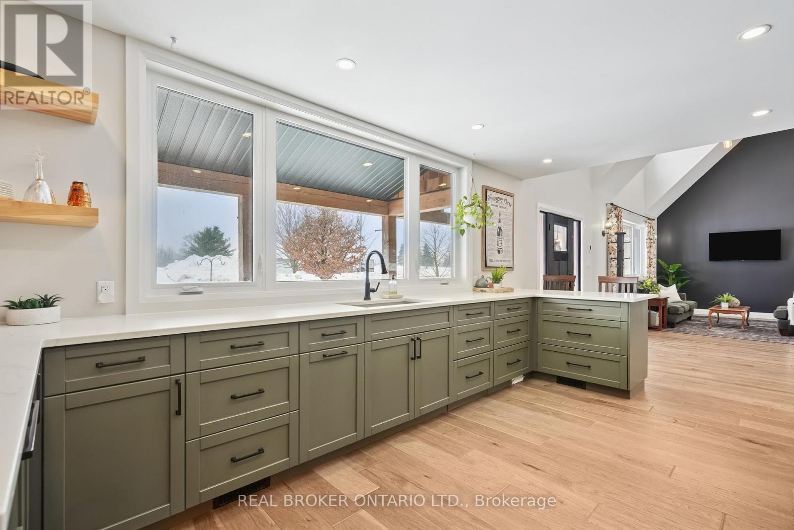 8687 Wellington Rd 22, Guelph/eramosa, Ontario  N0B 2K0 - Photo 11 - X12998394