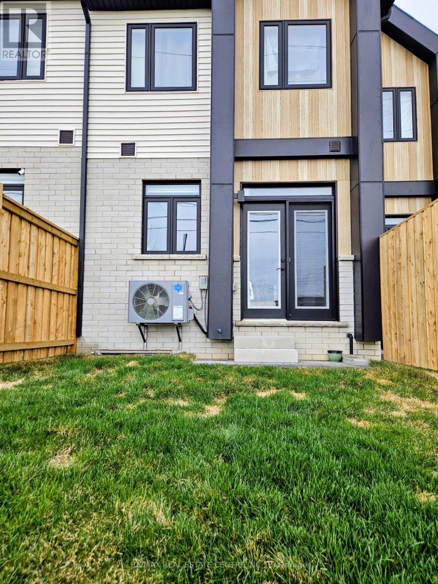 31 - 55 Tom Brown Drive, Brant, Ontario  N3L 0K3 - Photo 20 - X12998424