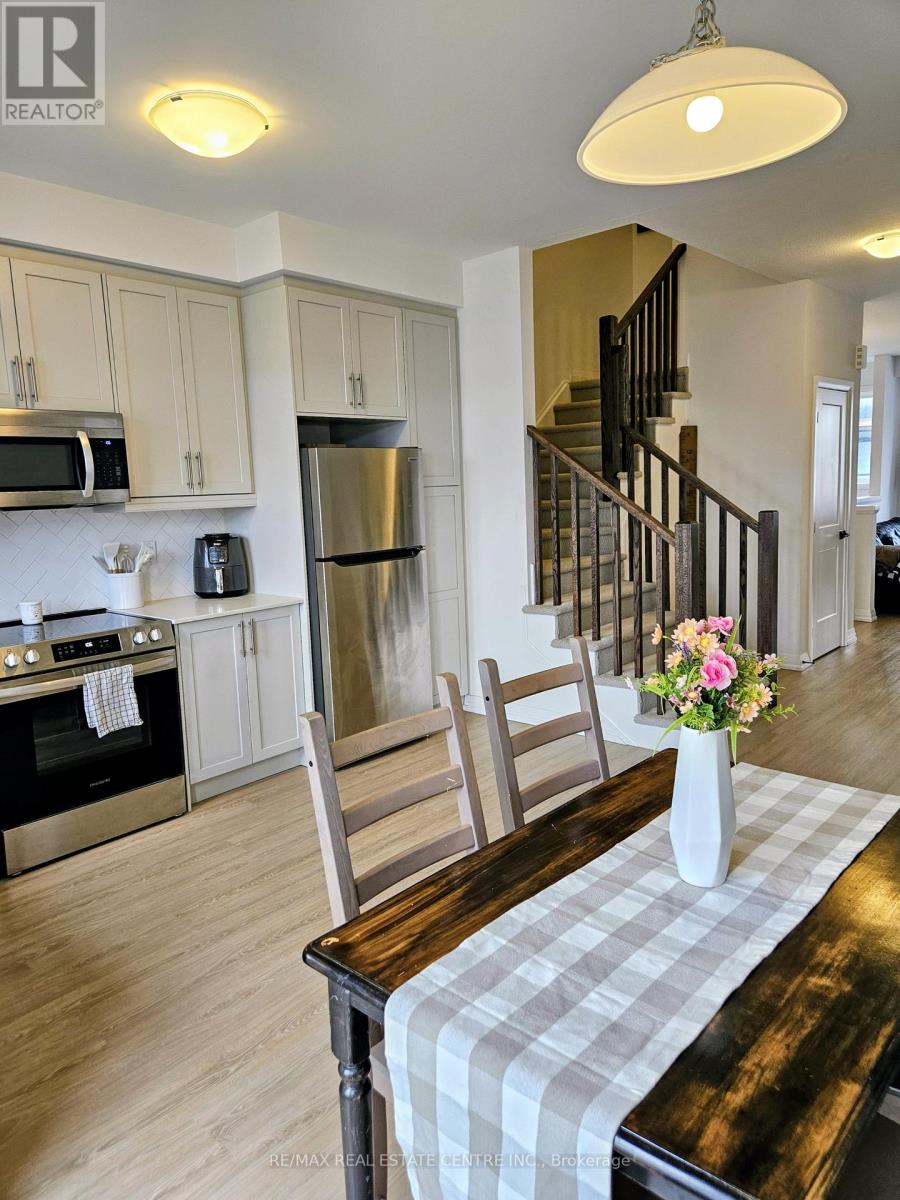 31 - 55 Tom Brown Drive, Brant, Ontario  N3L 0K3 - Photo 8 - X12998424