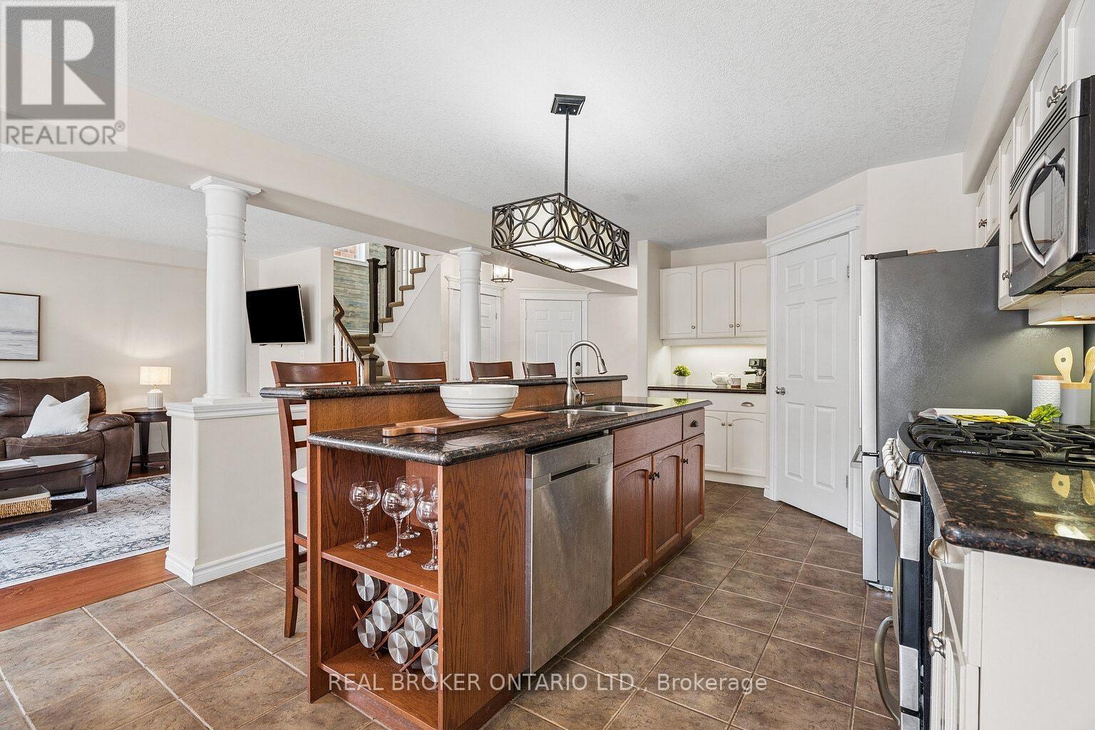 124 Ridge Top Crescent, Guelph/eramosa, Ontario  N0B 2K0 - Photo 12 - X12998430