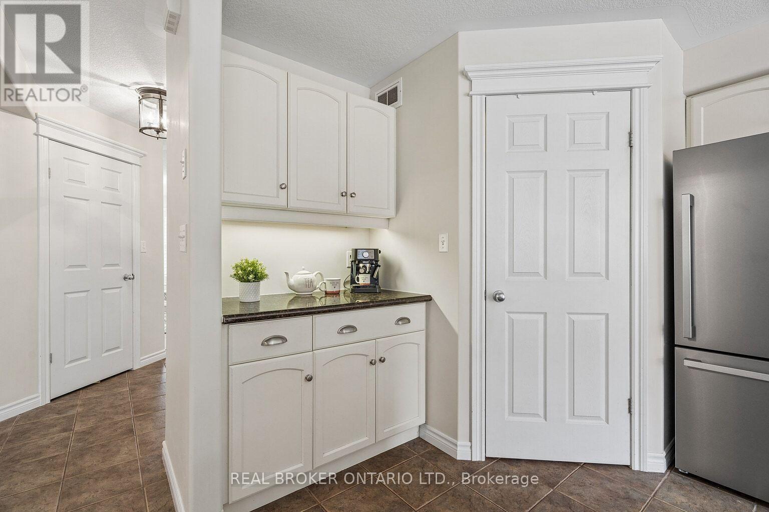 124 Ridge Top Crescent, Guelph/eramosa, Ontario  N0B 2K0 - Photo 15 - X12998430