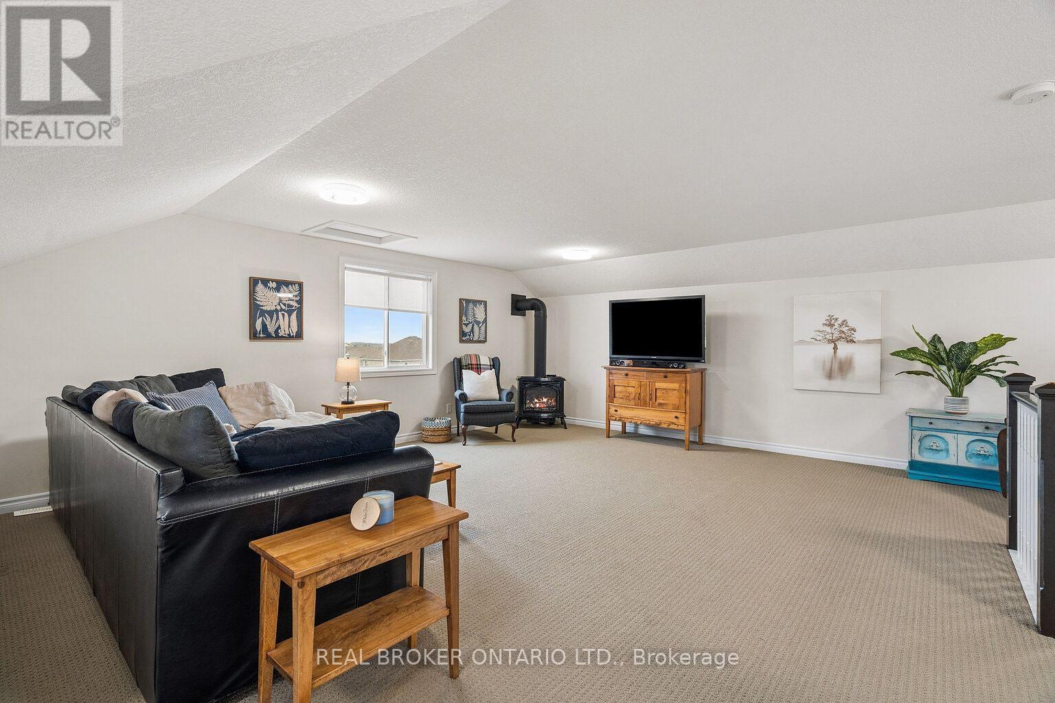 124 Ridge Top Crescent, Guelph/eramosa, Ontario  N0B 2K0 - Photo 35 - X12998430