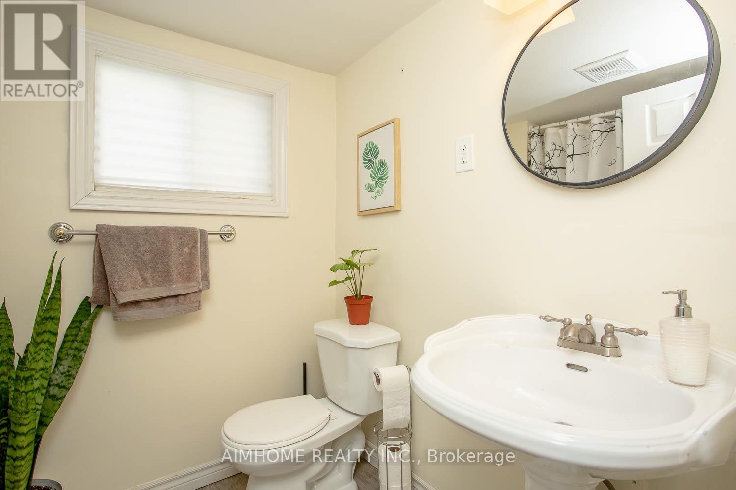 7 Rathgar Street, London East, Ontario  N5Z 1Y3 - Photo 13 - X12940564