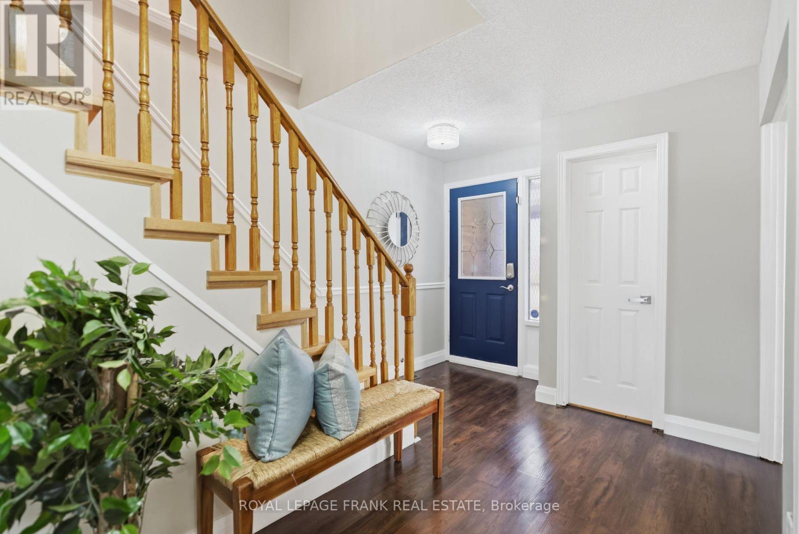 1287 Astra Avenue, Oshawa, Ontario  L1K 1H3 - Photo 2 - E12975266