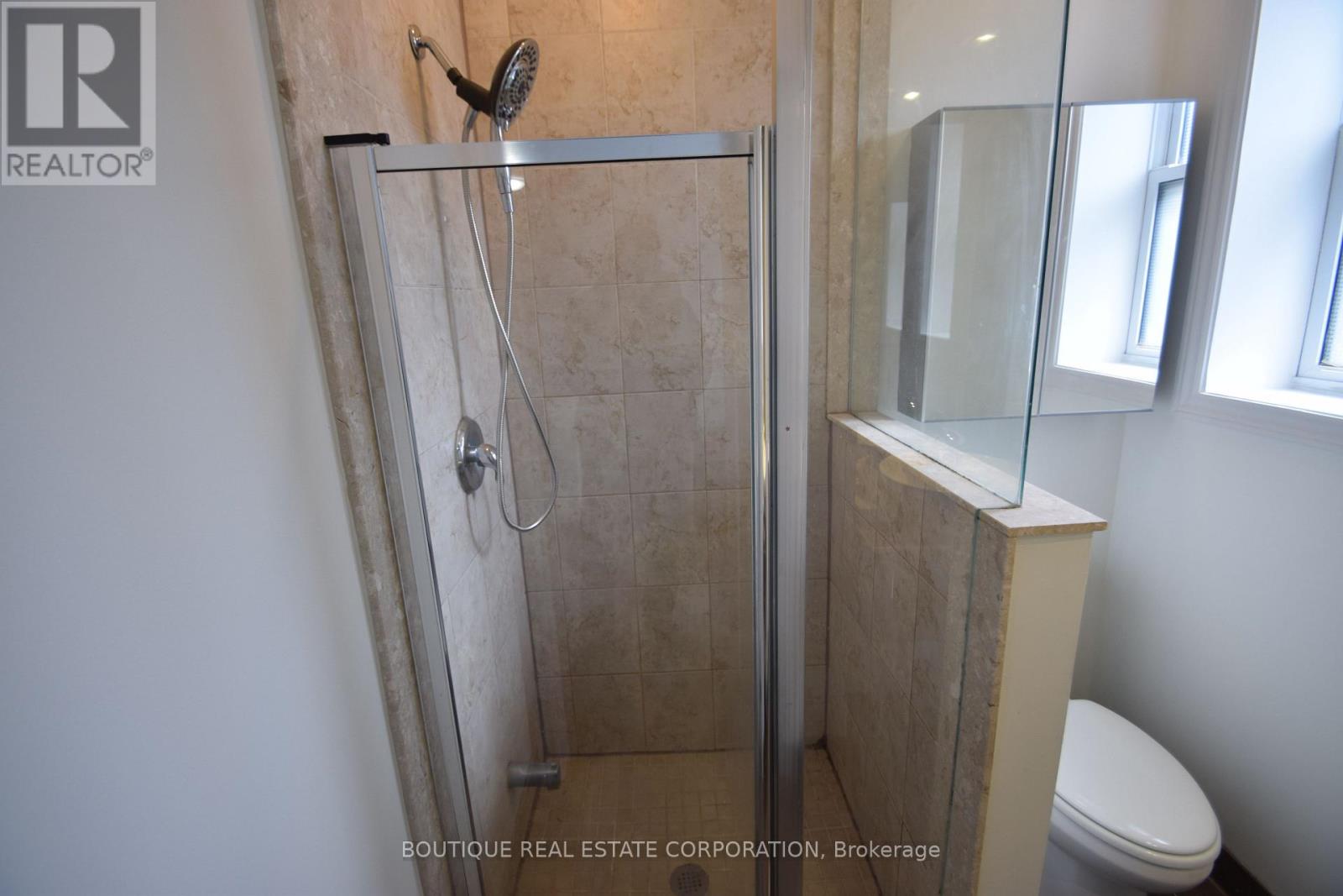 Apartment 2 - 257 Concord Avenue, Toronto, Ontario  M6H 2P4 - Photo 20 - C12610192