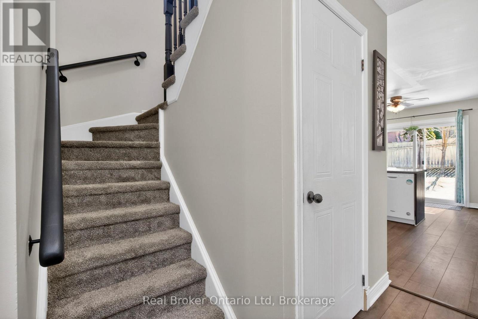 1060 Dina Crescent, Midland, Ontario  L4R 5C6 - Photo 10 - S12998538