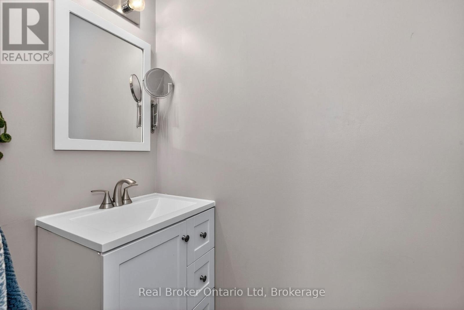 1060 Dina Crescent, Midland, Ontario  L4R 5C6 - Photo 13 - S12998538