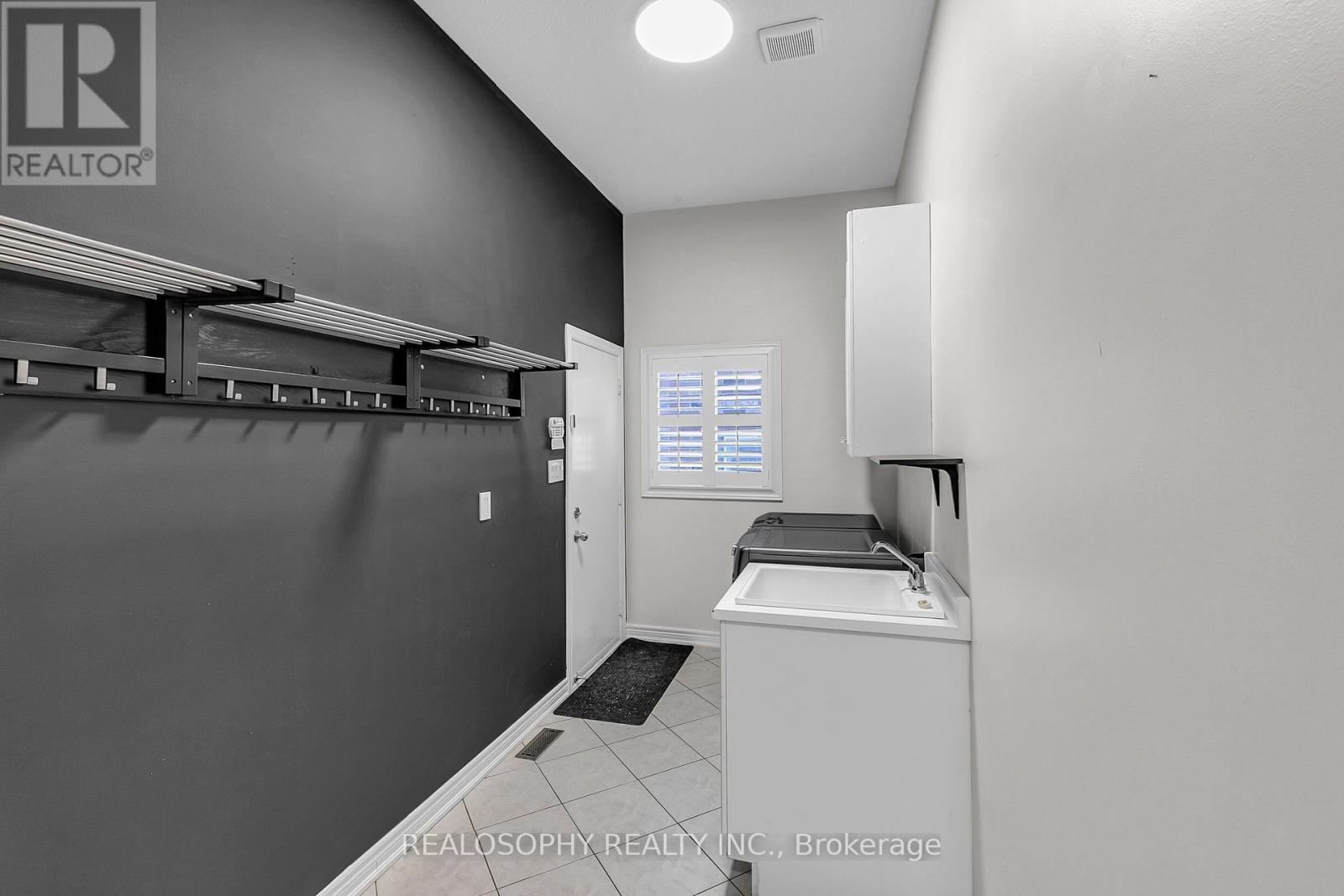 284 Bilbrough Street, Aurora, Ontario  L4G 7X5 - Photo 22 - N12833662