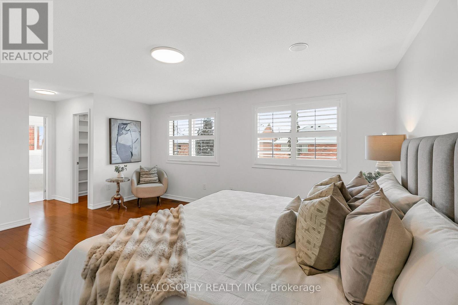 284 Bilbrough Street, Aurora, Ontario  L4G 7X5 - Photo 12 - N12833662