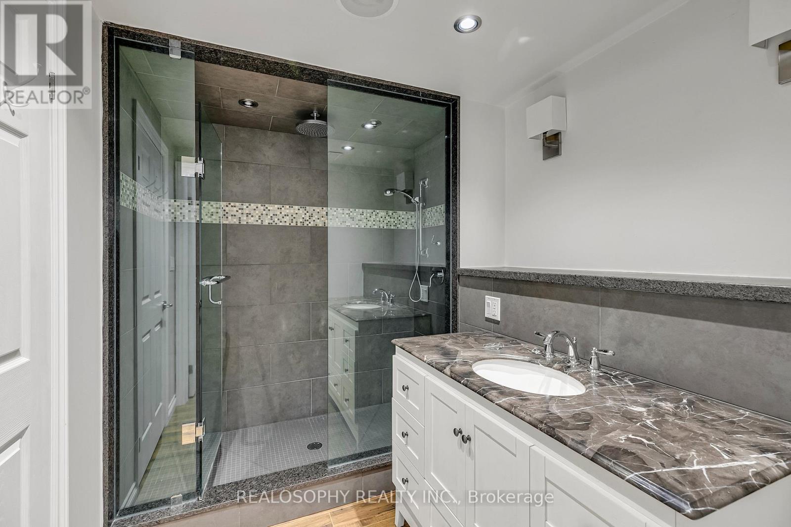 284 Bilbrough Street, Aurora, Ontario  L4G 7X5 - Photo 26 - N12833662