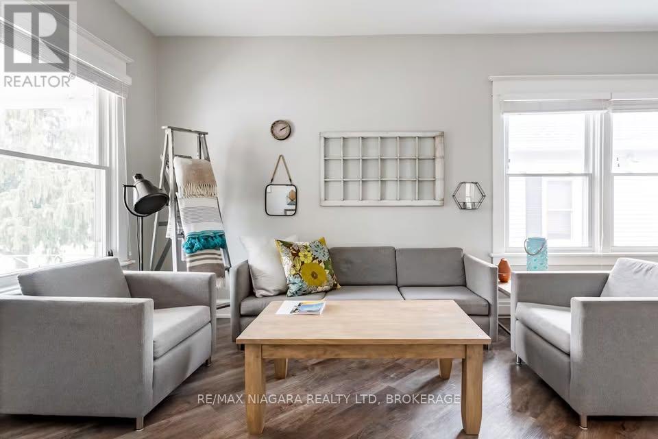 5700 Spring Street, Niagara Falls, Ontario  L2G 1P8 - Photo 2 - X12995638