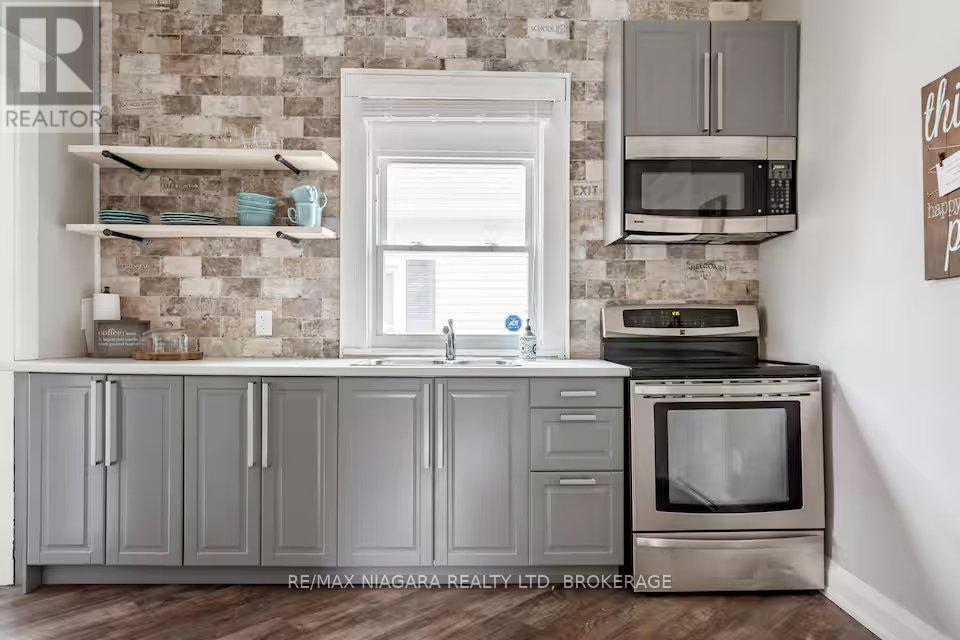 5700 Spring Street, Niagara Falls, Ontario  L2G 1P8 - Photo 5 - X12995638