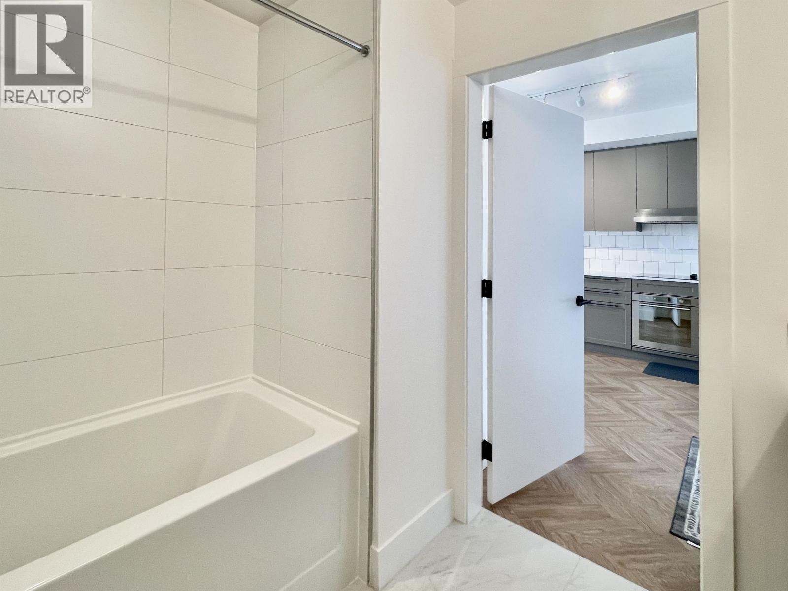 309 9228 Slopes Mews, Burnaby, British Columbia  V5A 0E9 - Photo 8 - R3111232