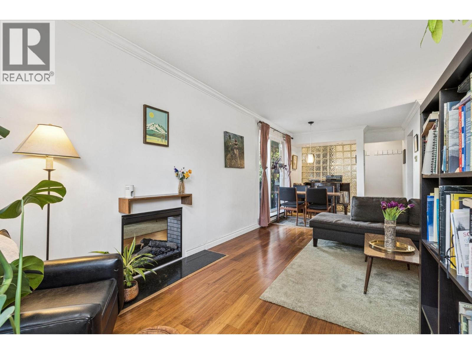 152a W 18th Street, North Vancouver, British Columbia  V7M 1W4 - Photo 10 - R3111234