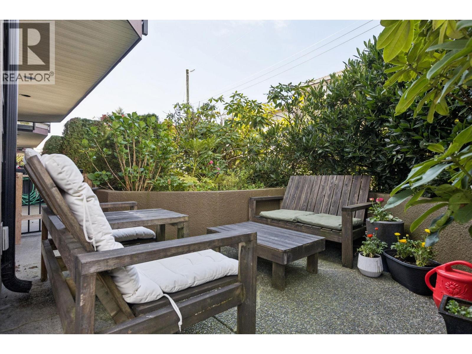 152a W 18th Street, North Vancouver, British Columbia  V7M 1W4 - Photo 19 - R3111234