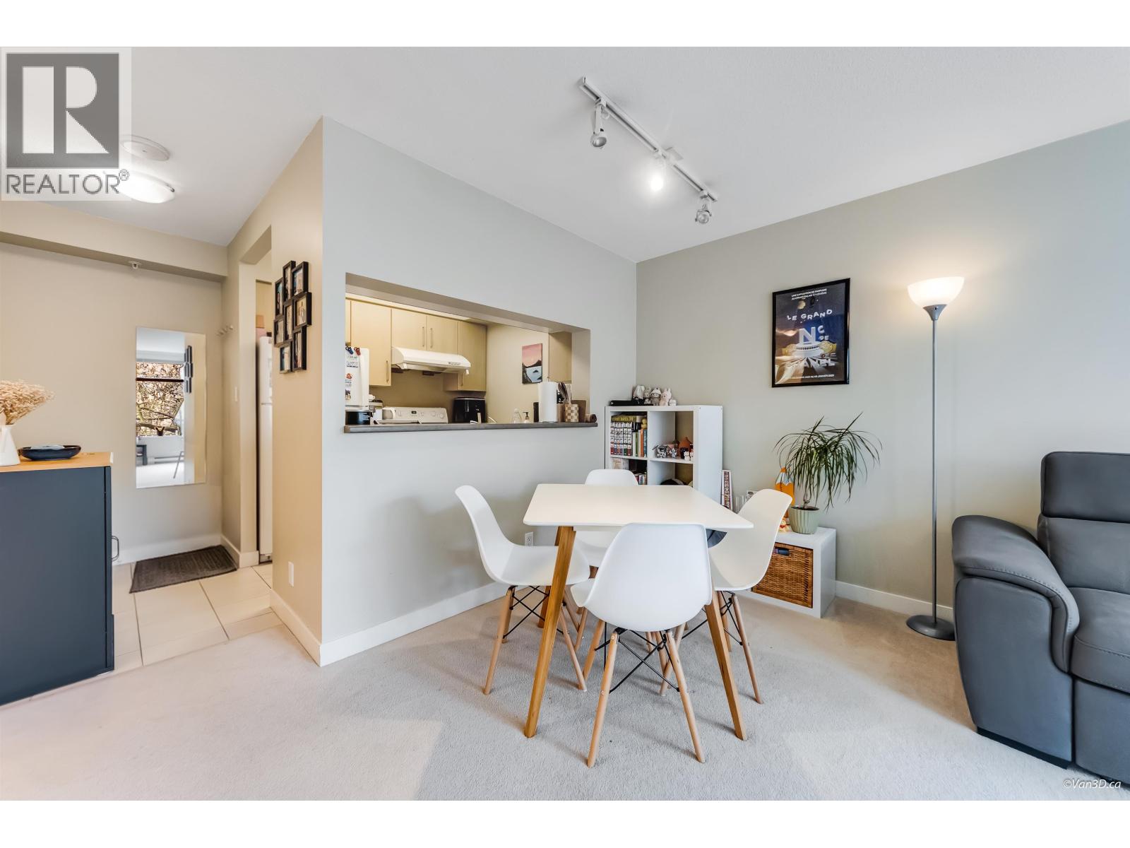 301 5380 Oben Street, Vancouver, British Columbia  V5R 6H7 - Photo 7 - R3111235