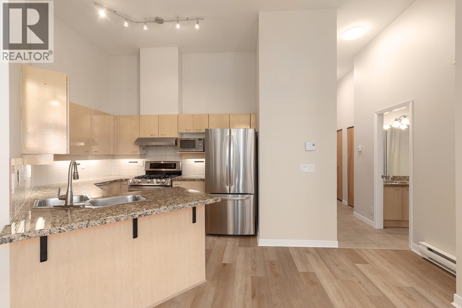 102 2228 Marstrand Avenue, Vancouver, British Columbia  V6K 4T1 - Photo 12 - R3111236