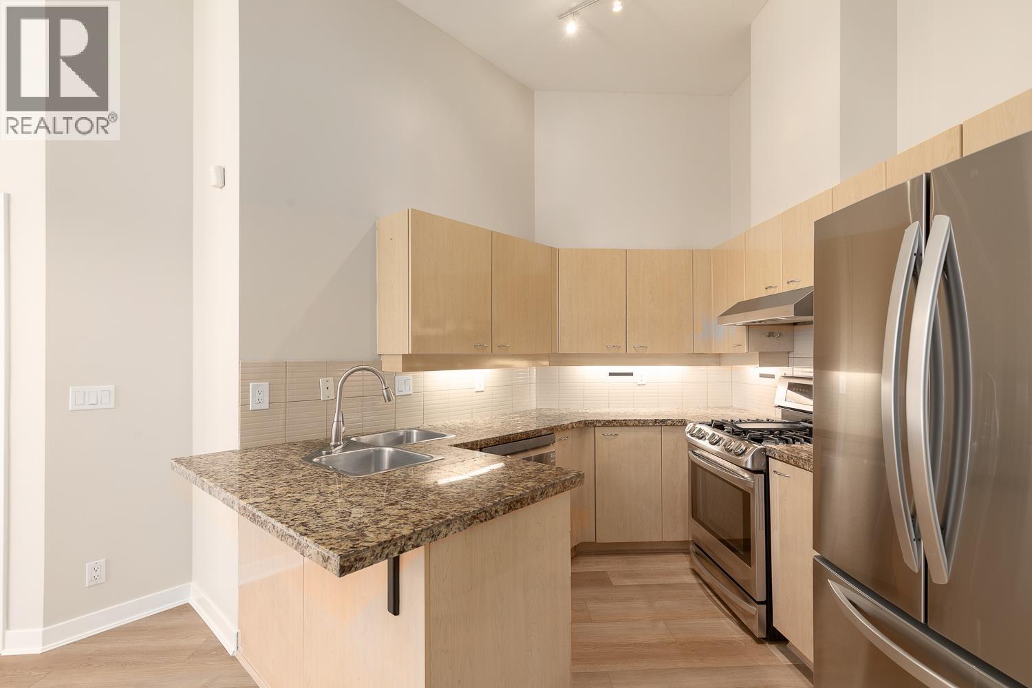 102 2228 Marstrand Avenue, Vancouver, British Columbia  V6K 4T1 - Photo 13 - R3111236