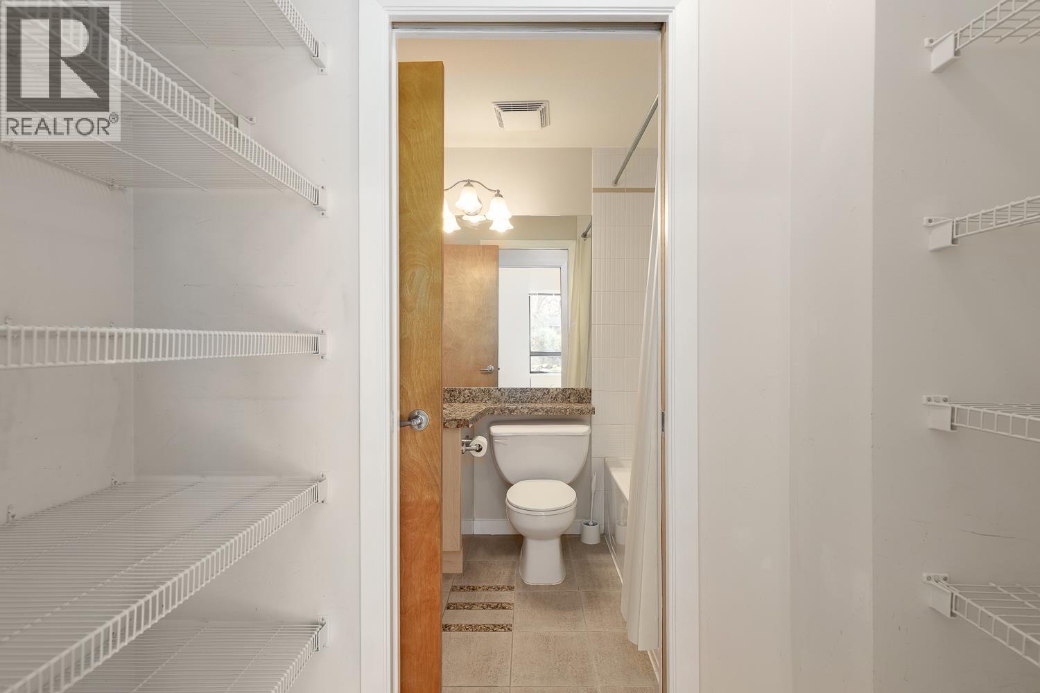 102 2228 Marstrand Avenue, Vancouver, British Columbia  V6K 4T1 - Photo 22 - R3111236