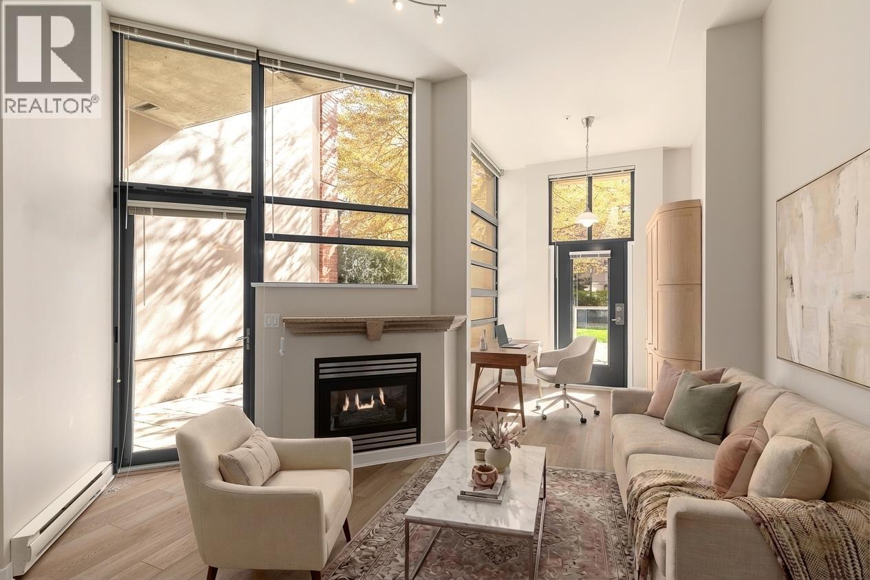 102 2228 Marstrand Avenue, Vancouver, British Columbia  V6K 4T1 - Photo 3 - R3111236