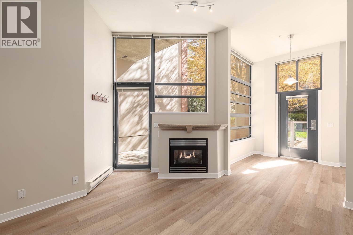 102 2228 Marstrand Avenue, Vancouver, British Columbia  V6K 4T1 - Photo 4 - R3111236