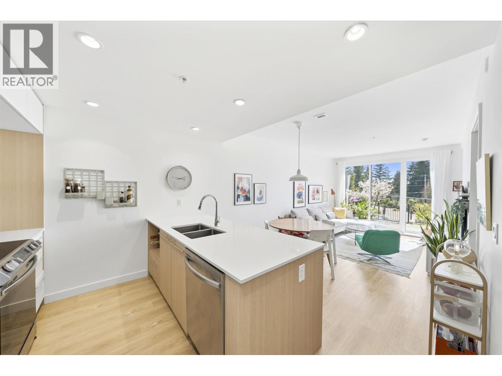 209 9888 University Crescent, Burnaby, British Columbia  V5A 0G4 - Photo 8 - R3111240