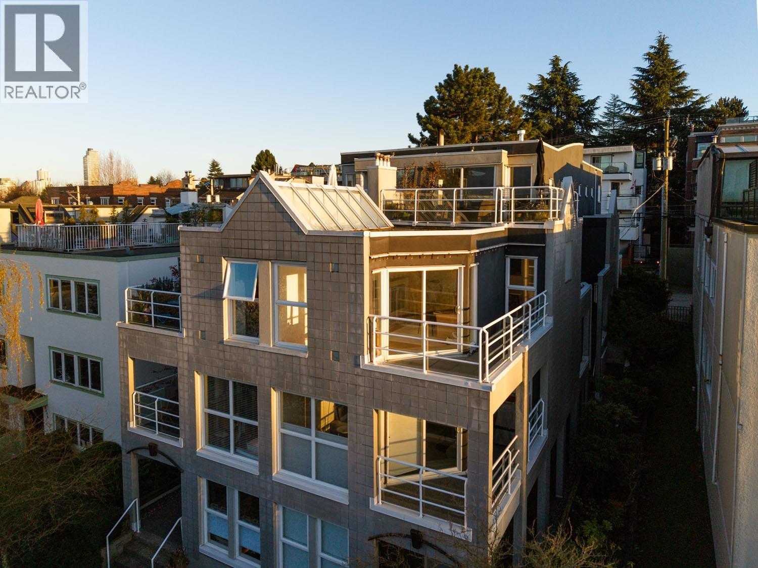 2240 York Avenue, Vancouver, British Columbia  V6K 1C6 - Photo 3 - R3111274