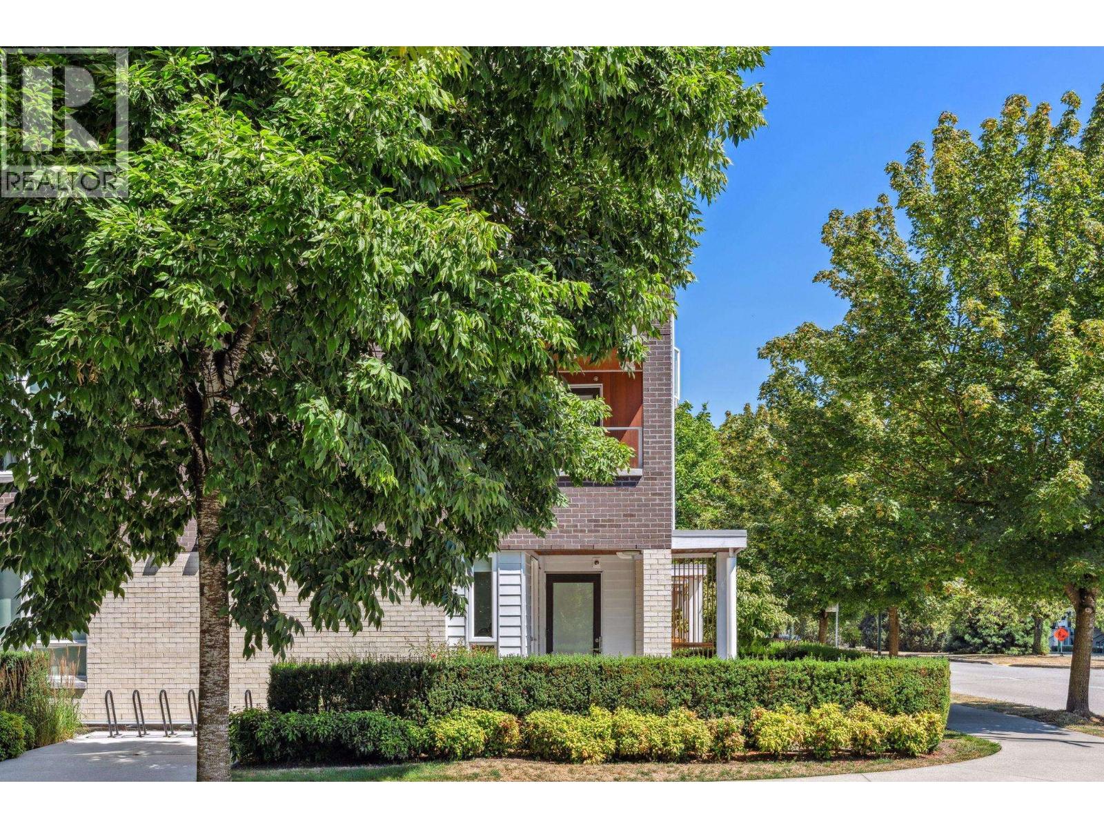 110 4080 Yukon Street, Vancouver, British Columbia  V5Y 0L4 - Photo 3 - R3111407