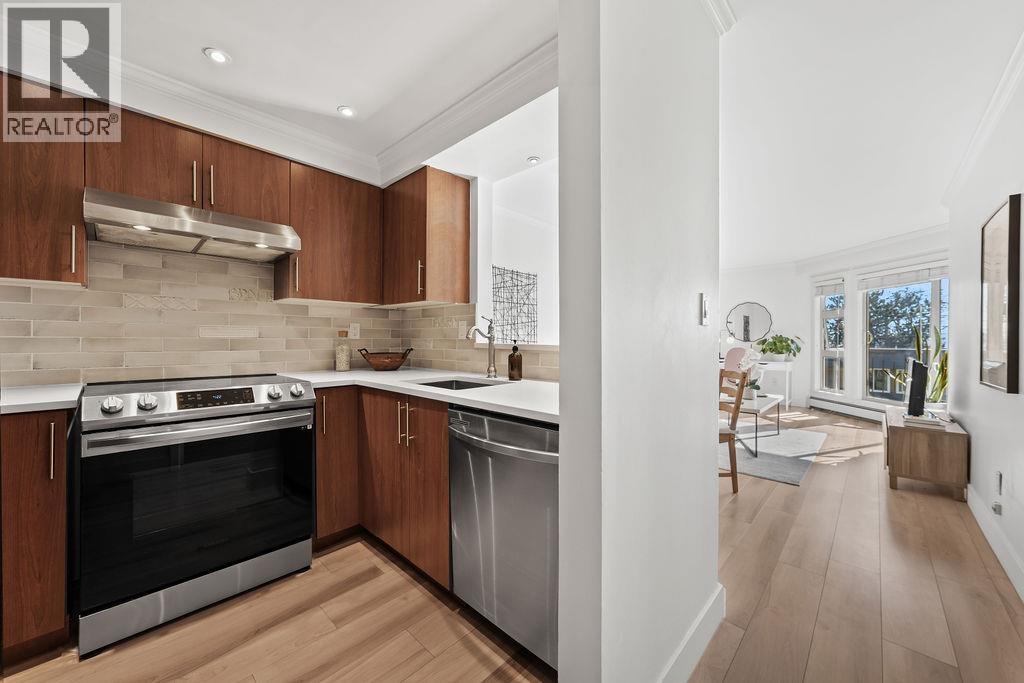 207 235 W 4th Street, North Vancouver, British Columbia  V7M 1H8 - Photo 14 - R3111410