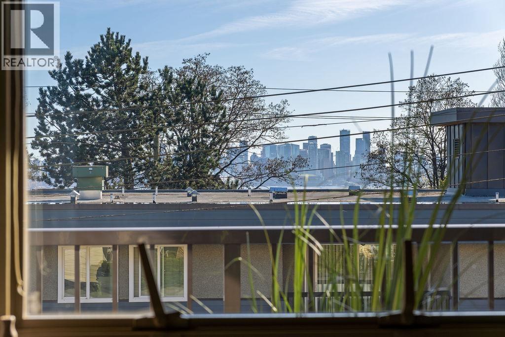 207 235 W 4th Street, North Vancouver, British Columbia  V7M 1H8 - Photo 32 - R3111410