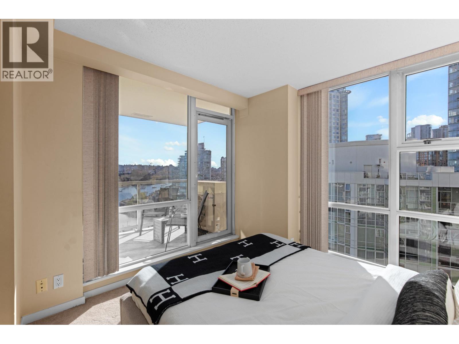 1703 1077 Marinaside Crescent, Vancouver, British Columbia  V6Z 2Z5 - Photo 18 - R3111419