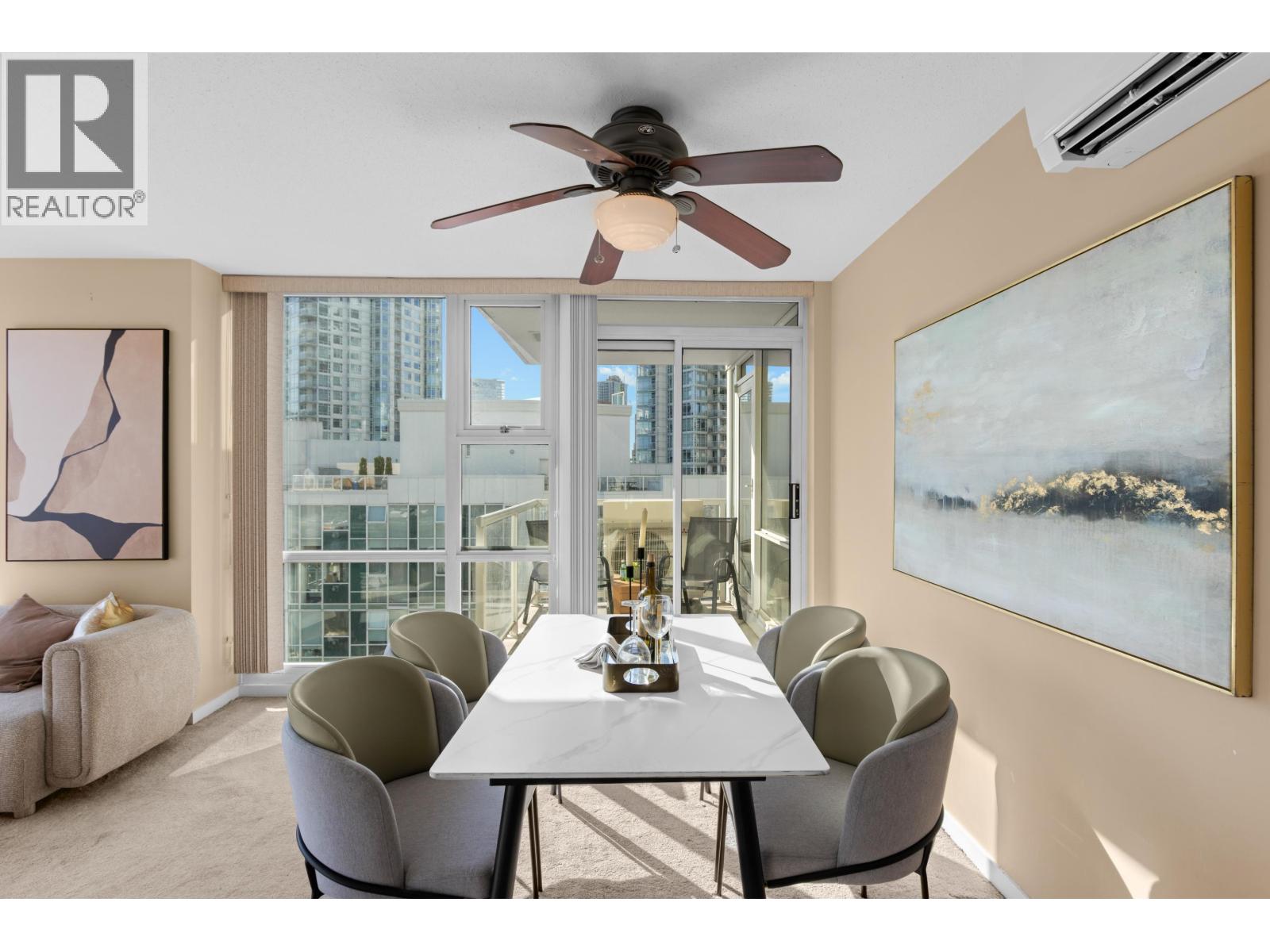 1703 1077 Marinaside Crescent, Vancouver, British Columbia  V6Z 2Z5 - Photo 8 - R3111419