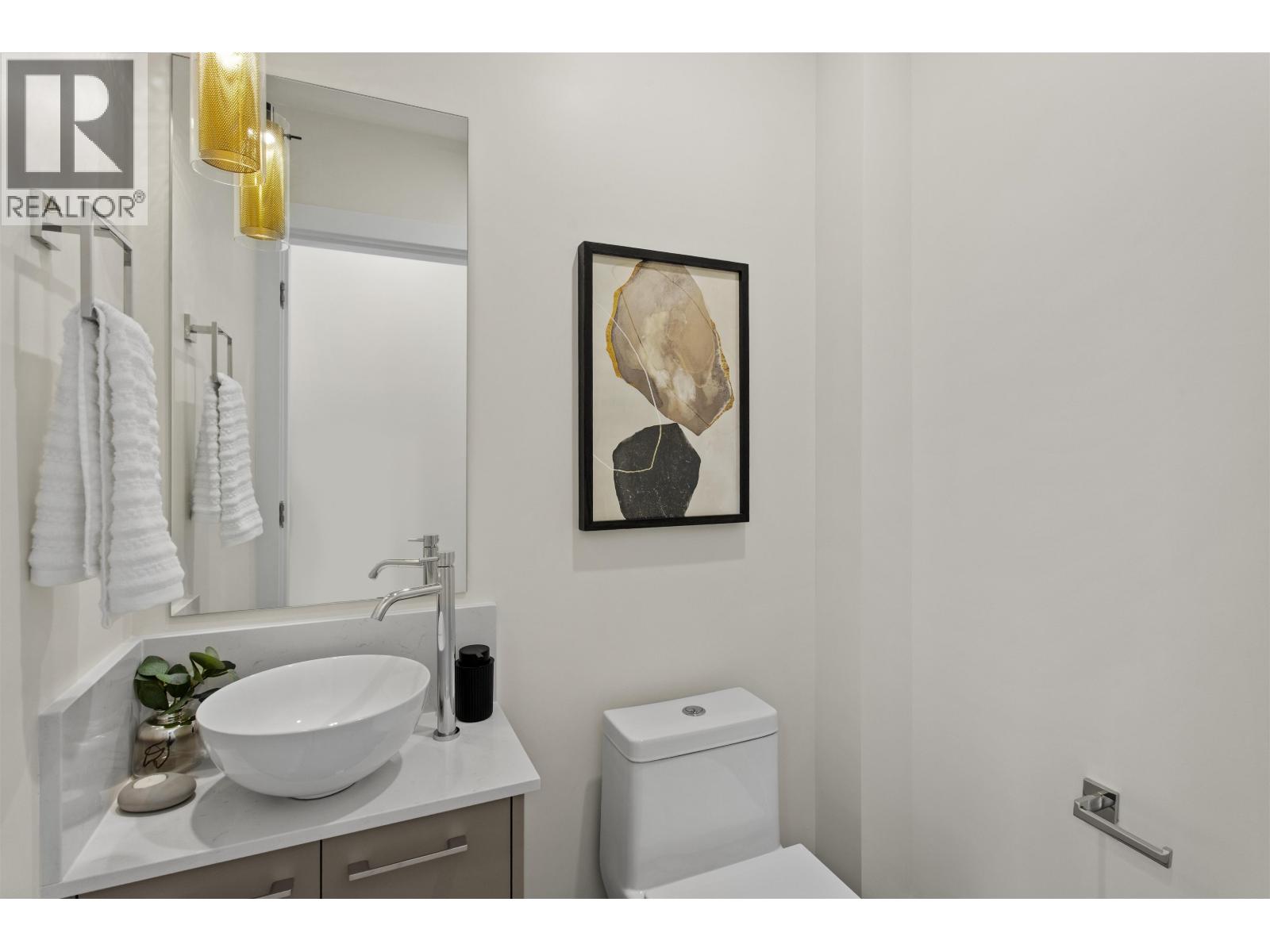 311 342 Mountain Highway, North Vancouver, British Columbia  V7J 2K8 - Photo 15 - R3111422