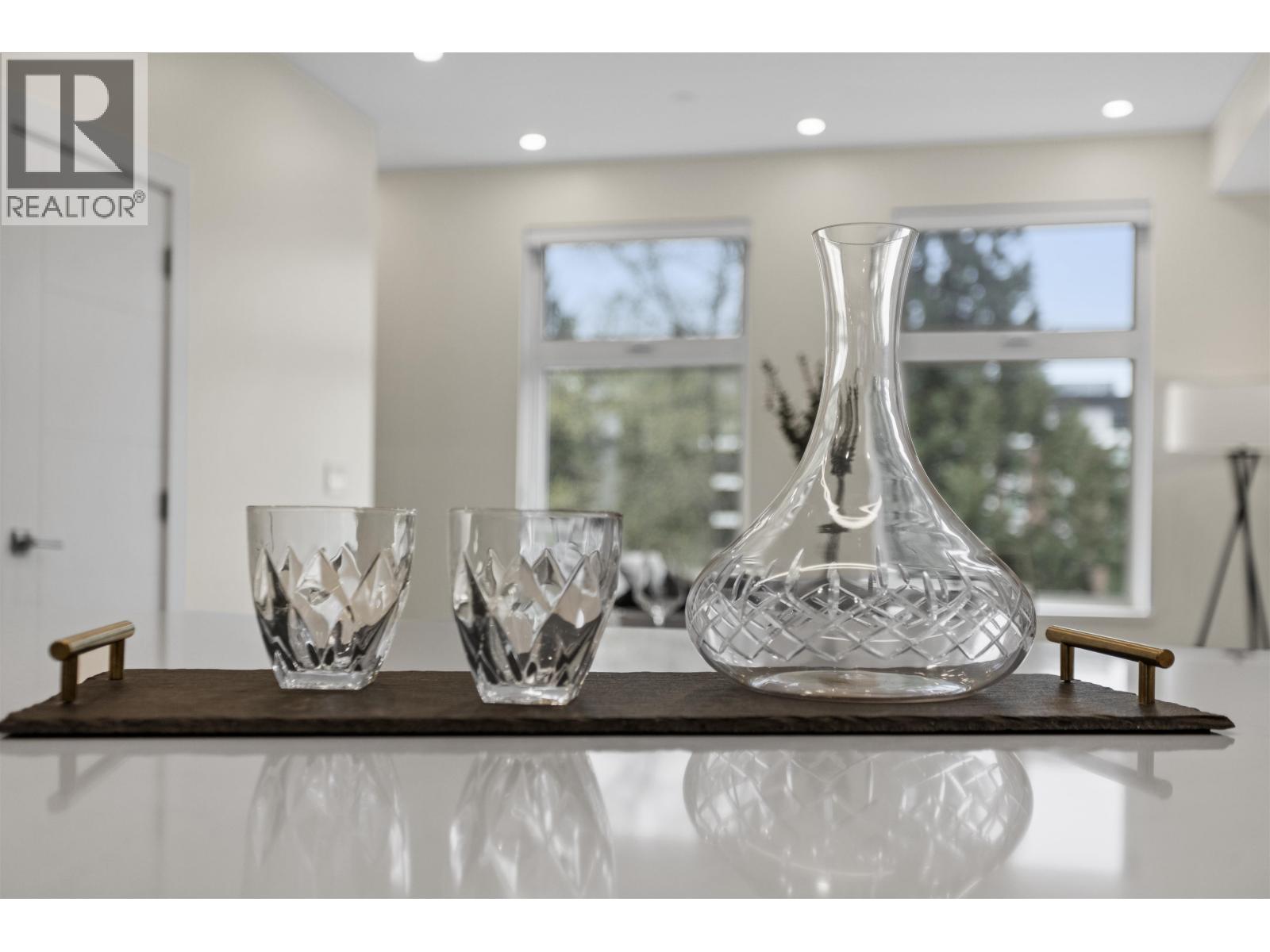 311 342 Mountain Highway, North Vancouver, British Columbia  V7J 2K8 - Photo 7 - R3111422