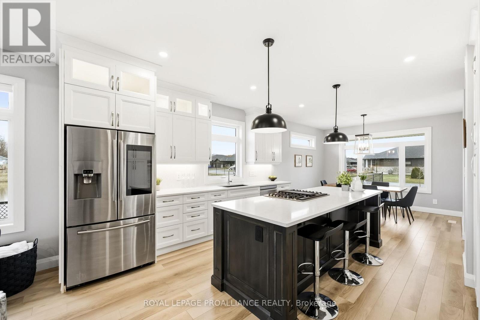 15 Ambrosia Terrace, Quinte West, Ontario  K8V 0G7 - Photo 19 - X12998518