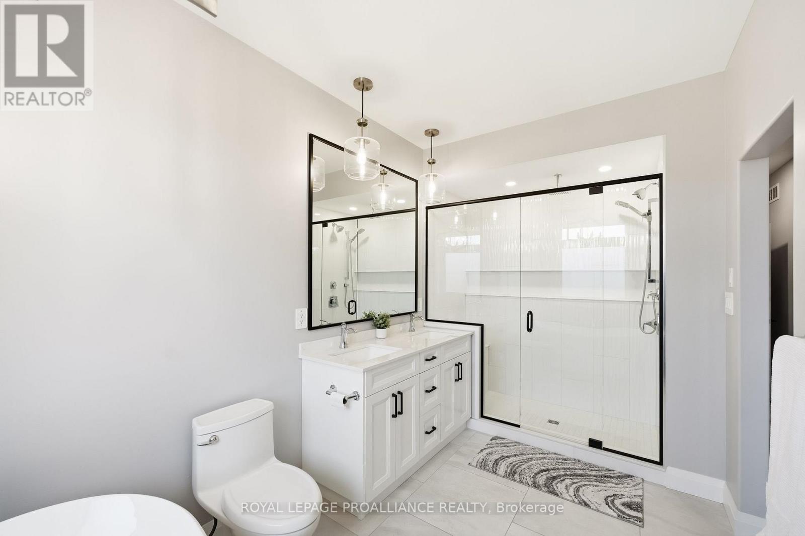 15 Ambrosia Terrace, Quinte West, Ontario  K8V 0G7 - Photo 27 - X12998518