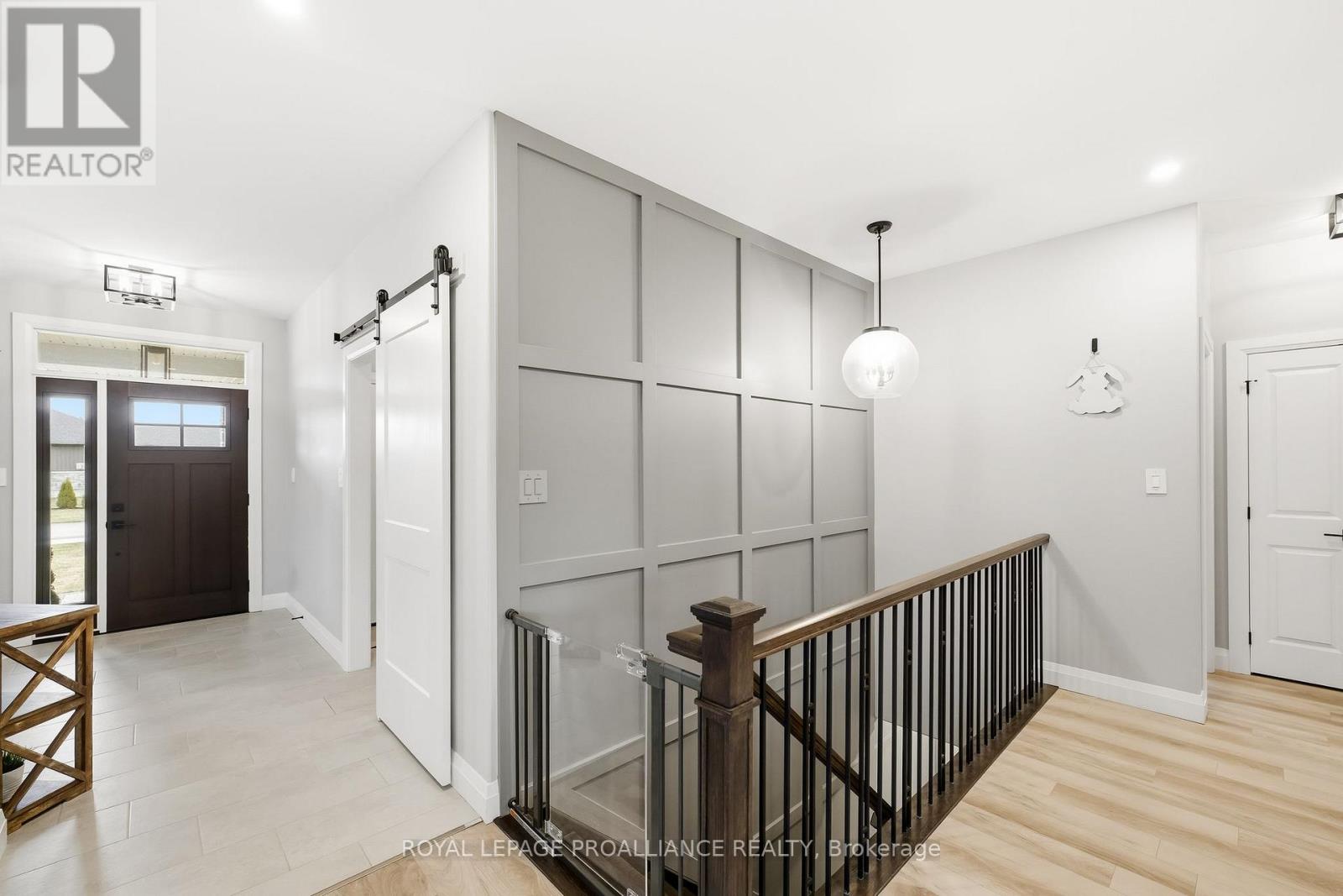 15 Ambrosia Terrace, Quinte West, Ontario  K8V 0G7 - Photo 31 - X12998518