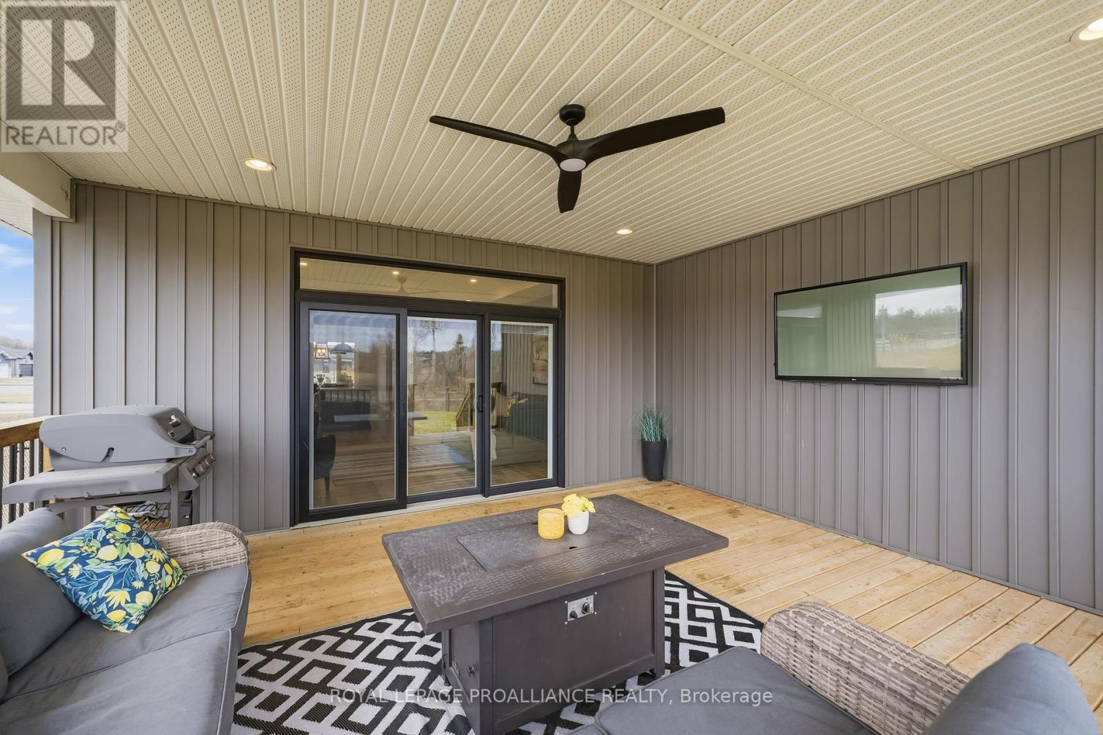 15 Ambrosia Terrace, Quinte West, Ontario  K8V 0G7 - Photo 43 - X12998518