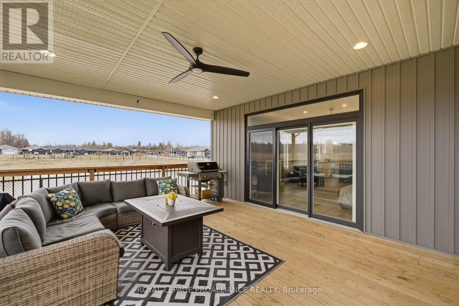 15 Ambrosia Terrace, Quinte West, Ontario  K8V 0G7 - Photo 44 - X12998518