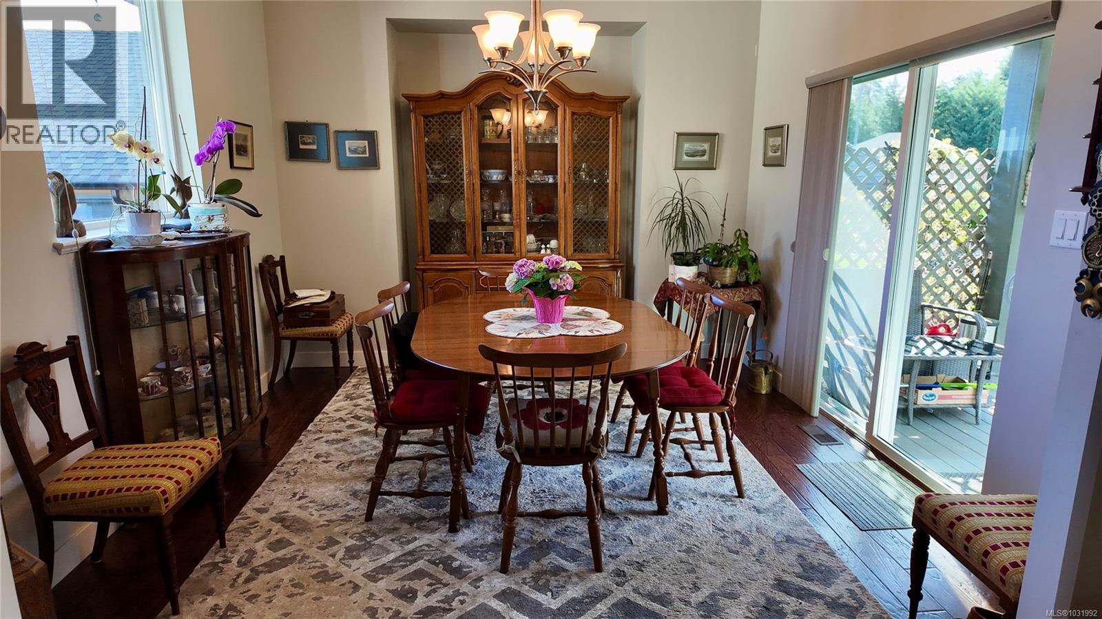 434 Mountain View Dr, Lake Cowichan, British Columbia  V0R 2G1 - Photo 10 - 1031992