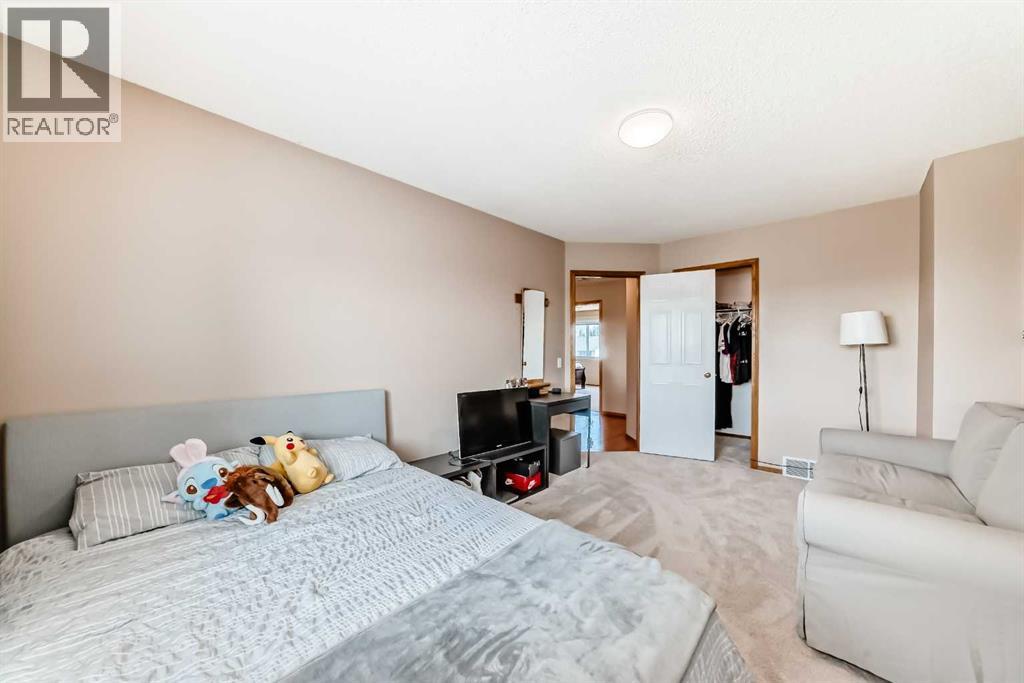 170 Shawbrooke Green SW, Calgary, Alberta  T2Y 3C6 - Photo 28 - A2289378