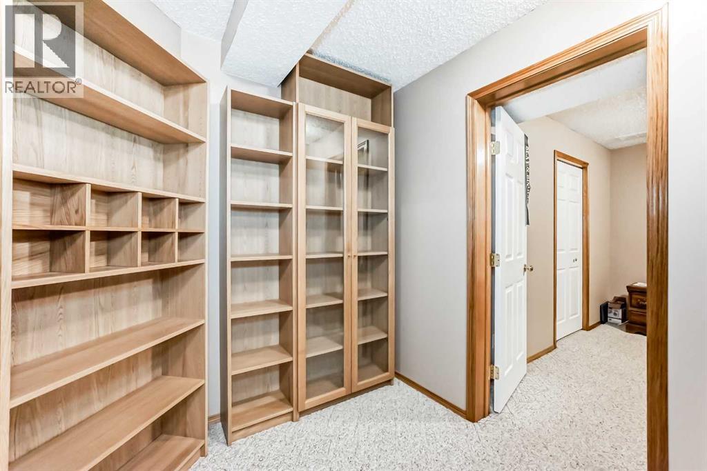 170 Shawbrooke Green SW, Calgary, Alberta  T2Y 3C6 - Photo 41 - A2289378