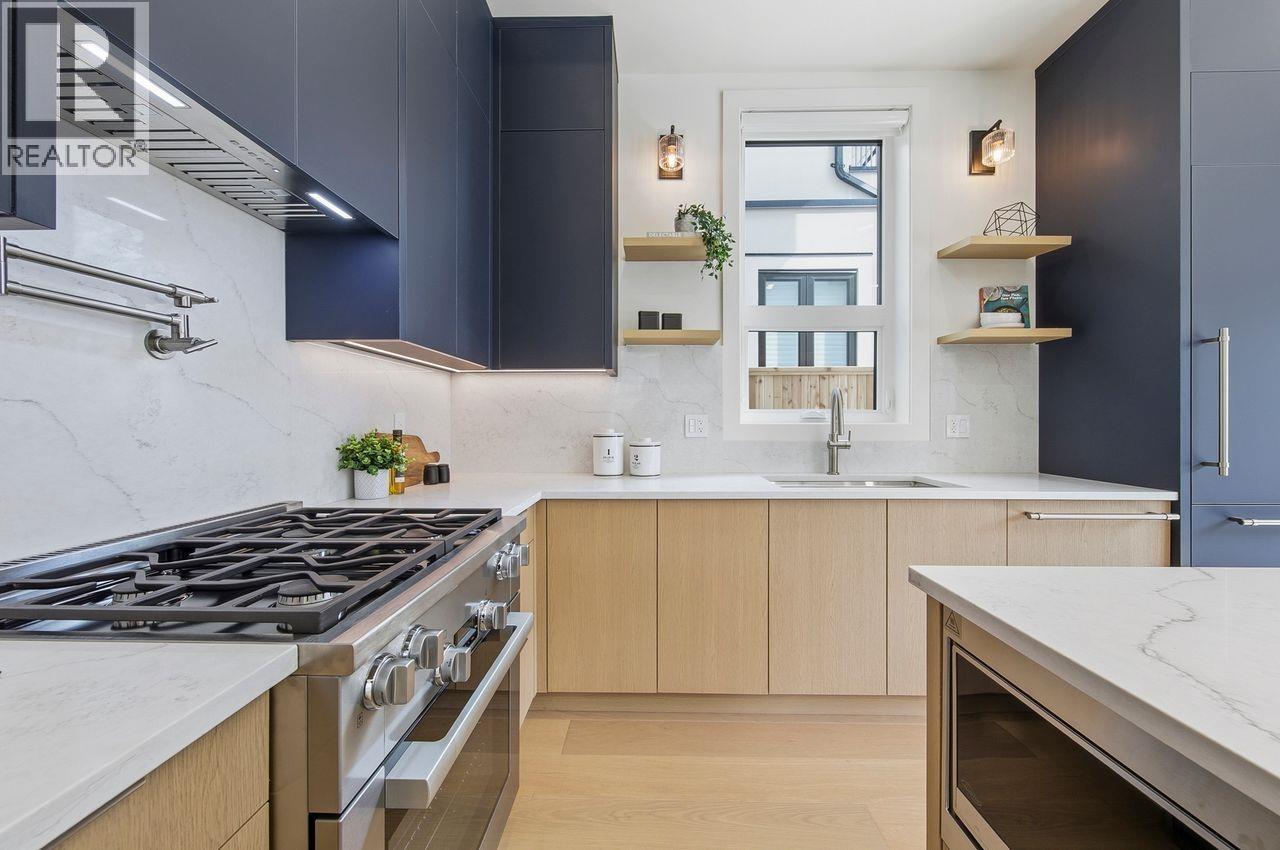 2 3708 W 18th Avenue, Vancouver, British Columbia  V6S 1B2 - Photo 9 - R3111329