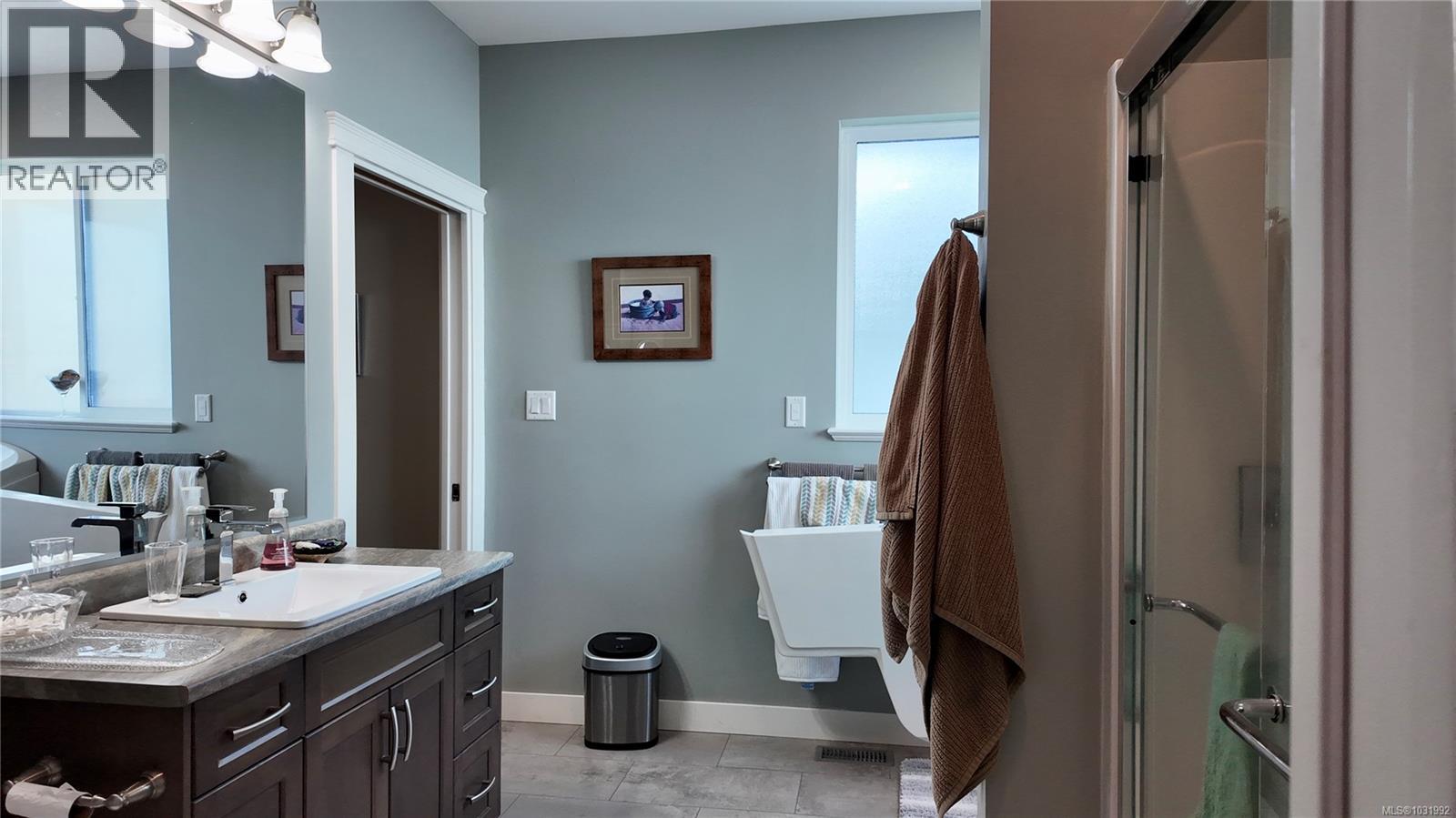 434 Mountain View Dr, Lake Cowichan, British Columbia  V0R 2G1 - Photo 61 - 1031992