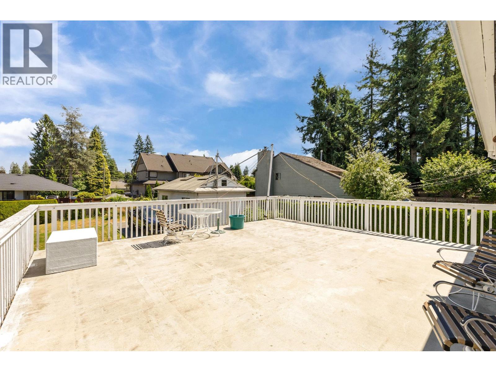 945 Lillian Street, Coquitlam, British Columbia  V3J 5C6 - Photo 12 - R3111299