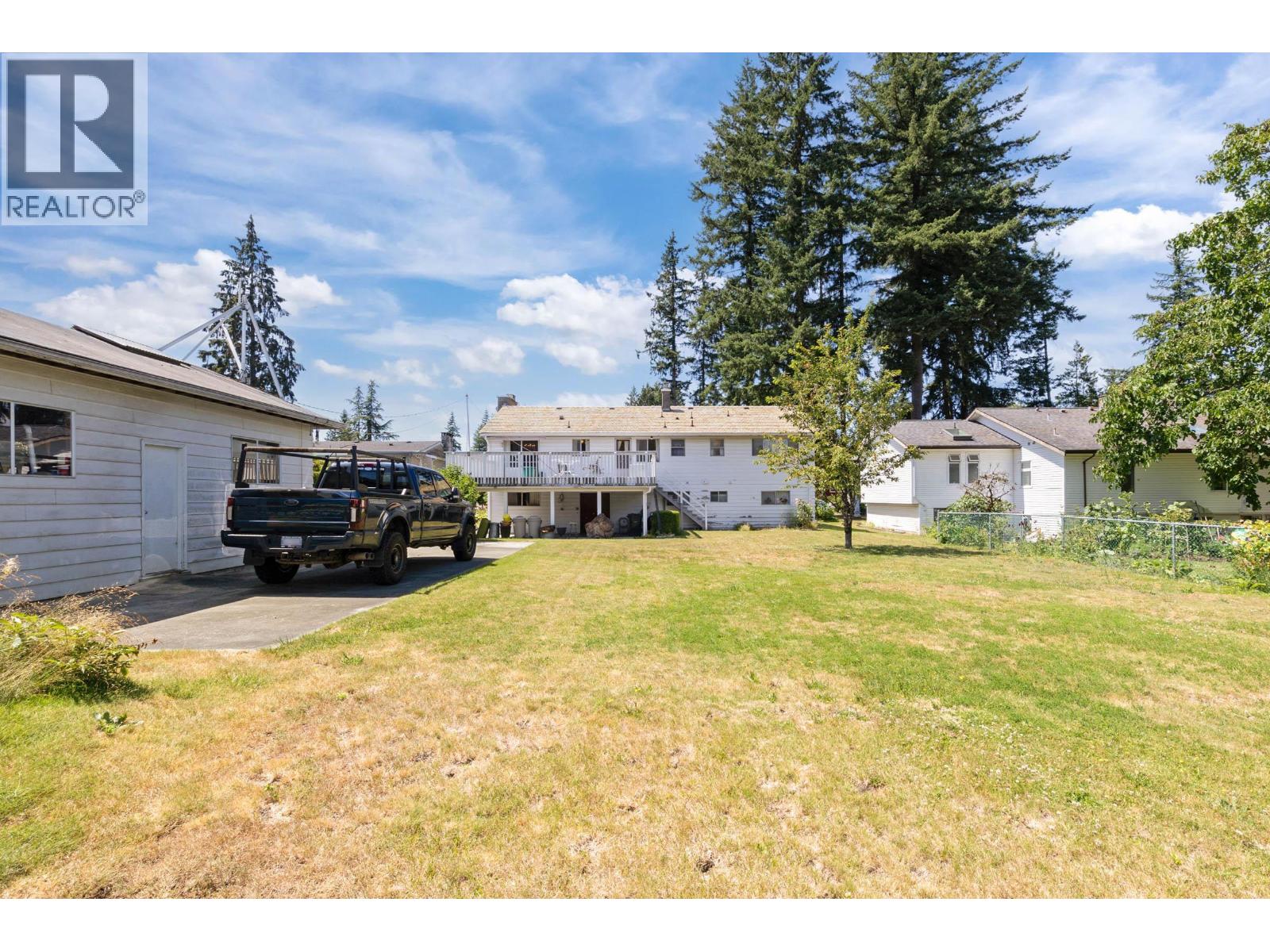 945 Lillian Street, Coquitlam, British Columbia  V3J 5C6 - Photo 13 - R3111299