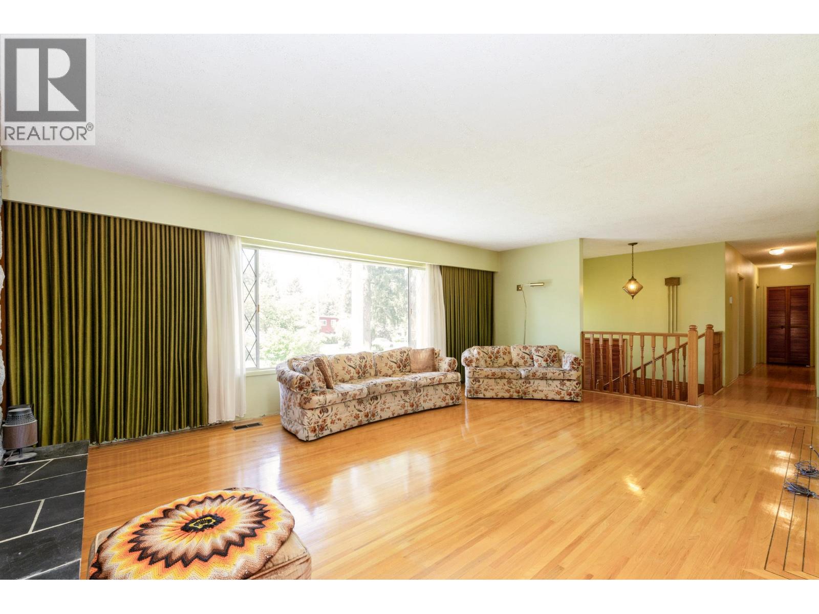 945 Lillian Street, Coquitlam, British Columbia  V3J 5C6 - Photo 17 - R3111299