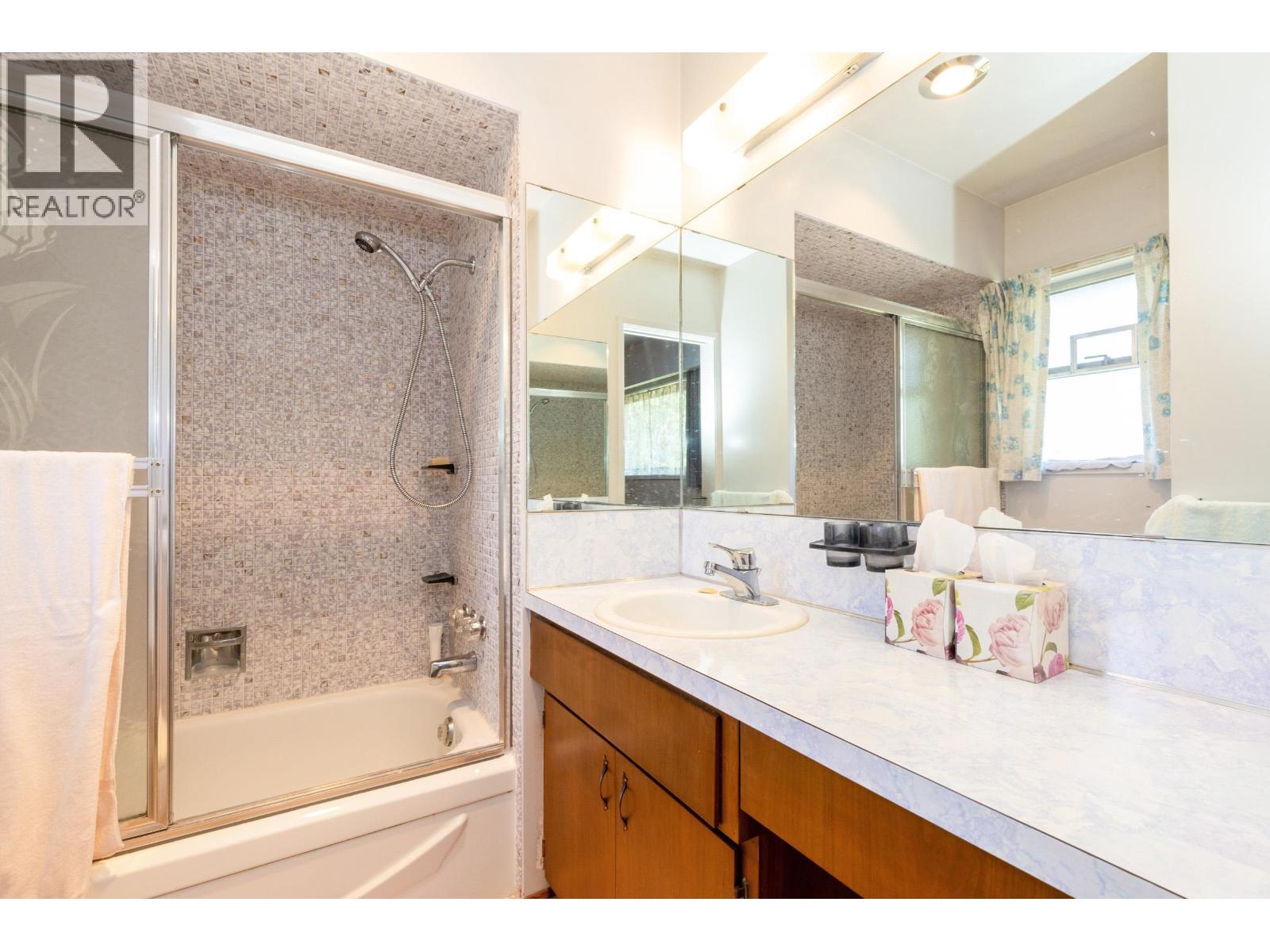 945 Lillian Street, Coquitlam, British Columbia  V3J 5C6 - Photo 26 - R3111299