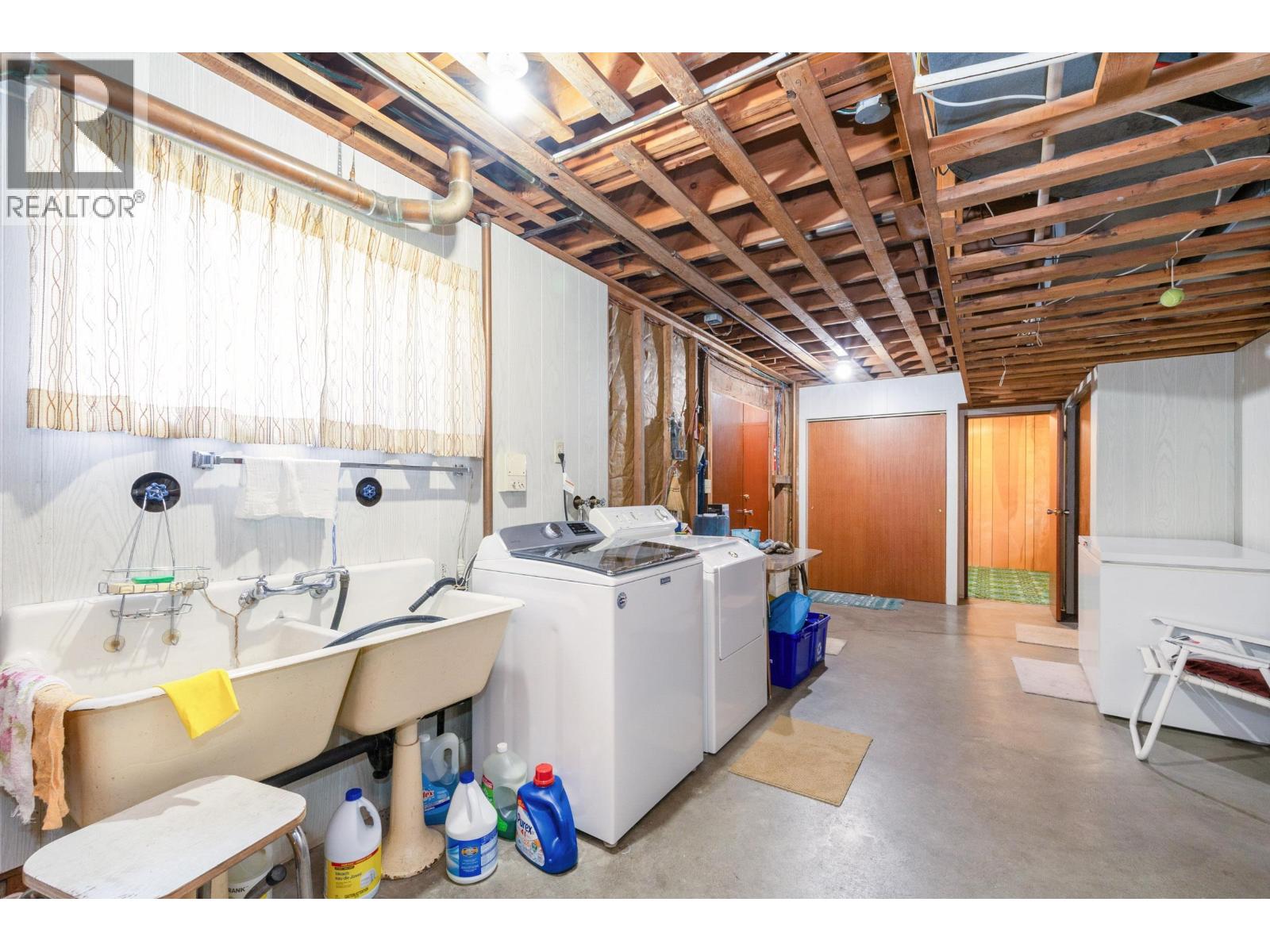 945 Lillian Street, Coquitlam, British Columbia  V3J 5C6 - Photo 33 - R3111299