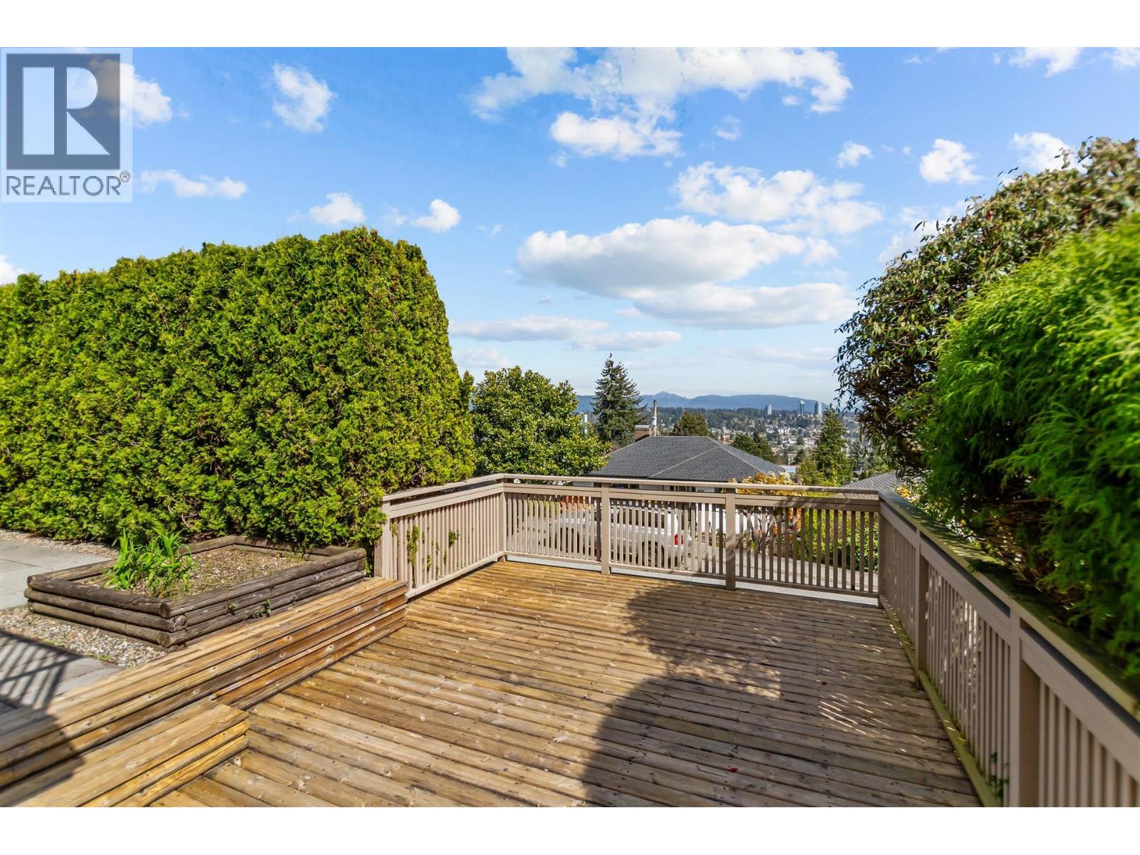 832 Surrey Street, New Westminster, British Columbia  V3L 4W2 - Photo 14 - R3111326